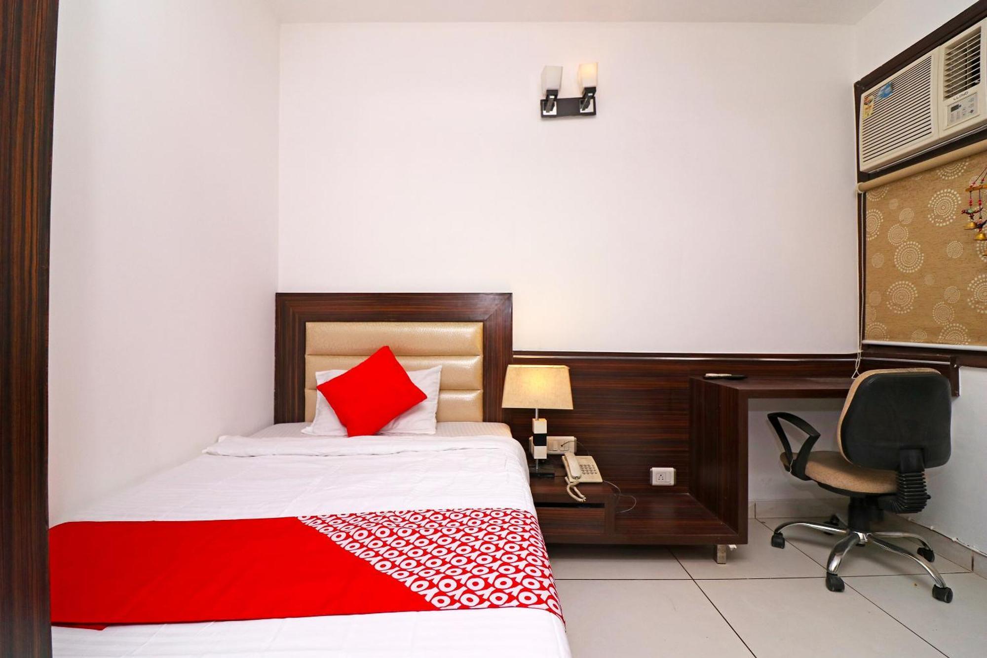 Wonderland Inn Near Aravali Biodiversity Park Gurgaon Zewnętrze zdjęcie