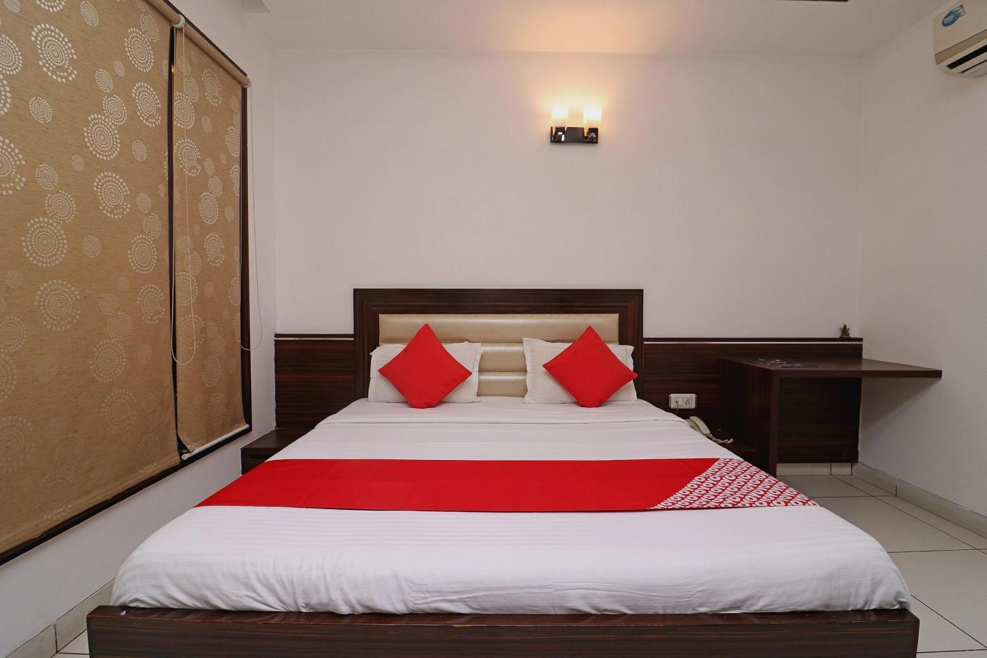 Wonderland Inn Near Aravali Biodiversity Park Gurgaon Zewnętrze zdjęcie