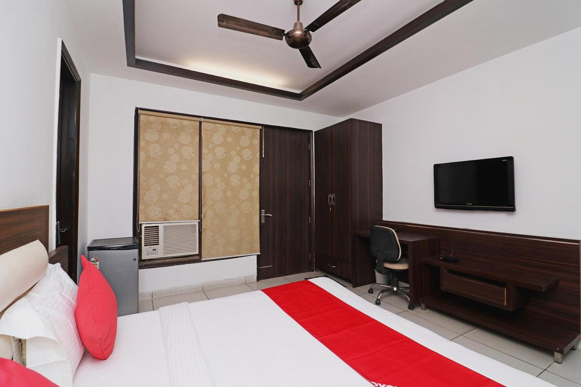 Wonderland Inn Near Aravali Biodiversity Park Gurgaon Zewnętrze zdjęcie